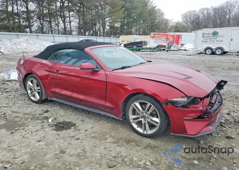 2019 Ford Mustang z USA, uszkodzony, nr VIN 1FATP8UH1K5193844
